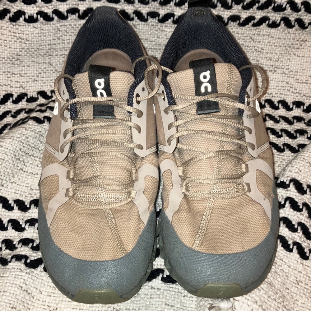 Women’s size 9 On Cloud shoes